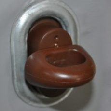 Skoby-povorotno-plastikovye-1024x278